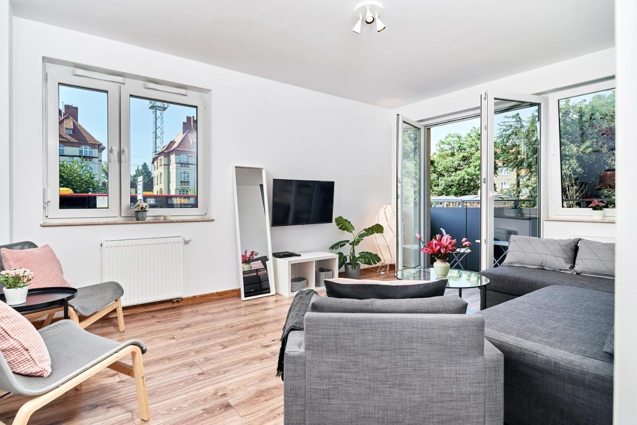 Modern Apartments Wroclaw By Renters ภายนอก รูปภาพ